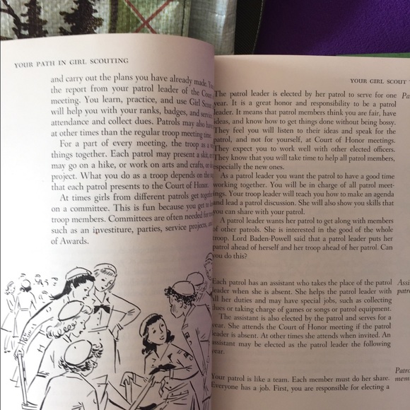 Vintage 1957 Girl Scout Manual, 6 Badges,Carry Bag - Picture 13 of 15